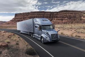 2017 Volvo VNL 760
